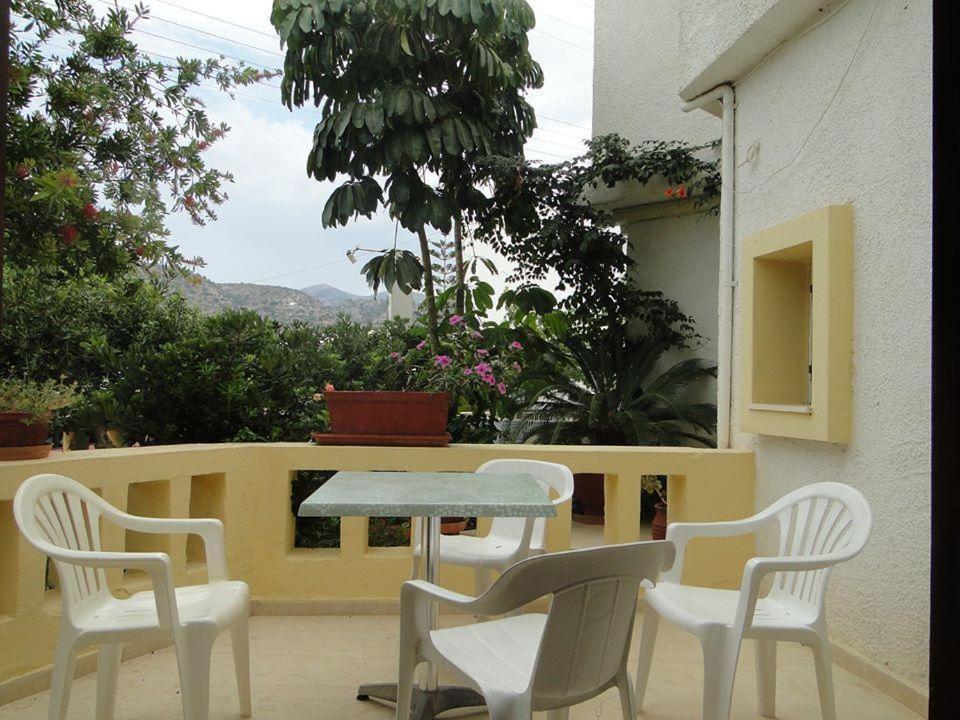 Paradise Inn Mílatos Exterior foto